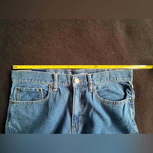Basic Editions Relaxed Fit KMart Men’s Denim Jeans labeled 31 inch waist but 34 - Picture 3 of 14